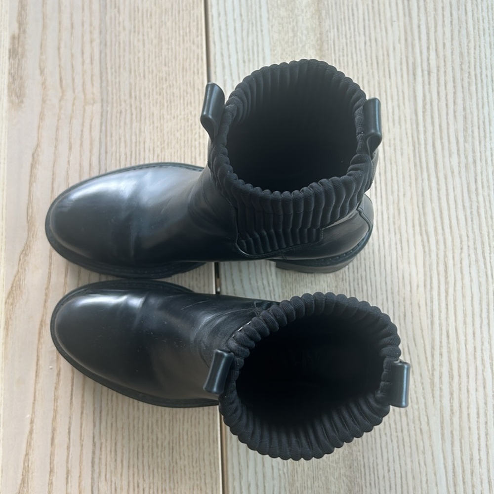 SOCK STYLE HEELED ANKLE BOOTS WITH LUG SOLES - Picture 6 of 7